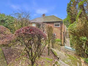 REAR ASPECT- click for photo gallery